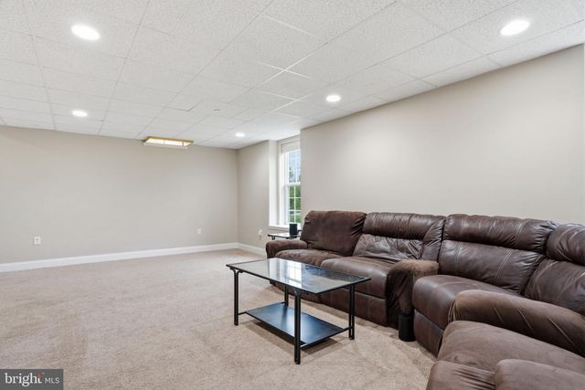 139 STATESMAN RD, Chalfont, PA 18914