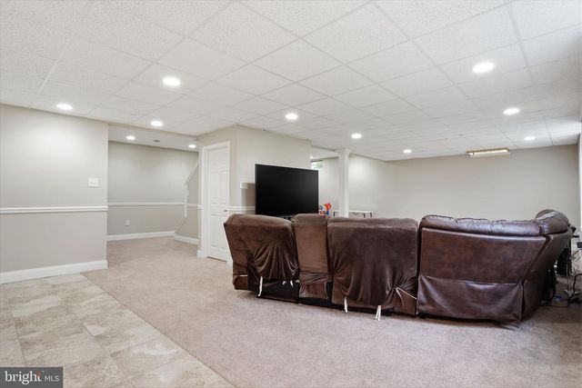 139 STATESMAN RD, Chalfont, PA 18914