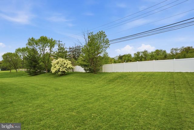 139 STATESMAN RD, Chalfont, PA 18914