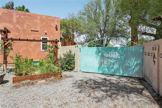 5875 West Post Road, Las Vegas, NV 89118