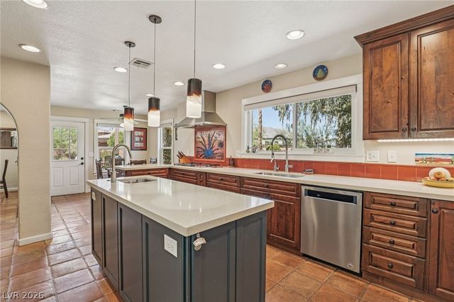 5875 West Post Road, Las Vegas, NV 89118