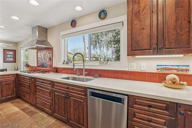 5875 West Post Road, Las Vegas, NV 89118
