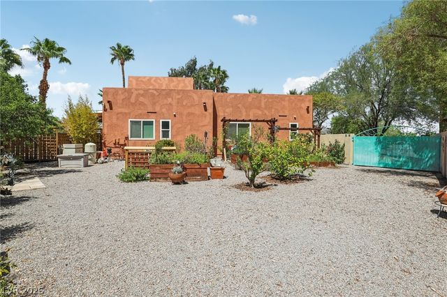 5875 West Post Road, Las Vegas, NV 89118