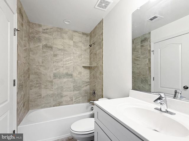 9713 WESHIRE DR, Upper Marlboro, MD 20774