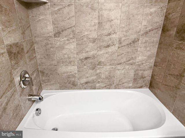 9713 WESHIRE DR, Upper Marlboro, MD 20774