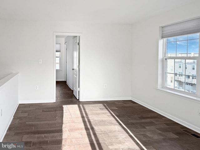 9713 WESHIRE DR, Upper Marlboro, MD 20774