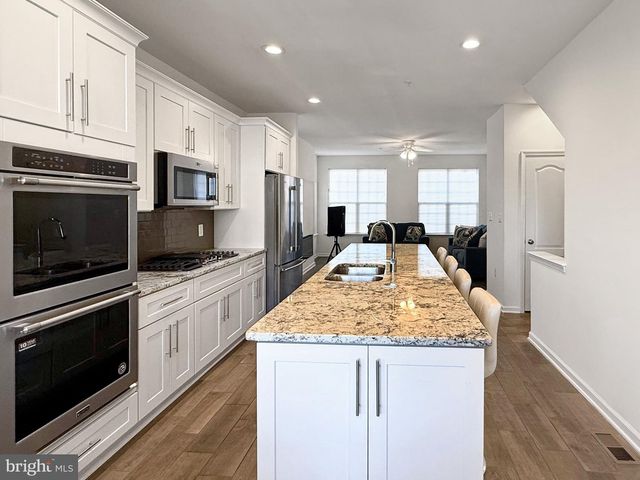 9713 WESHIRE DR, Upper Marlboro, MD 20774