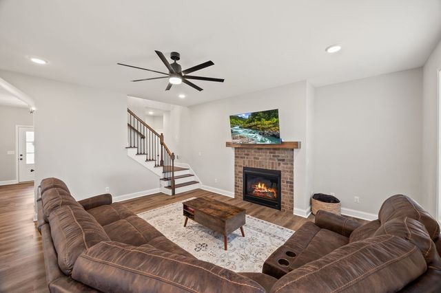 2770 Autumn Woods Trl, Cookeville, TN 38501