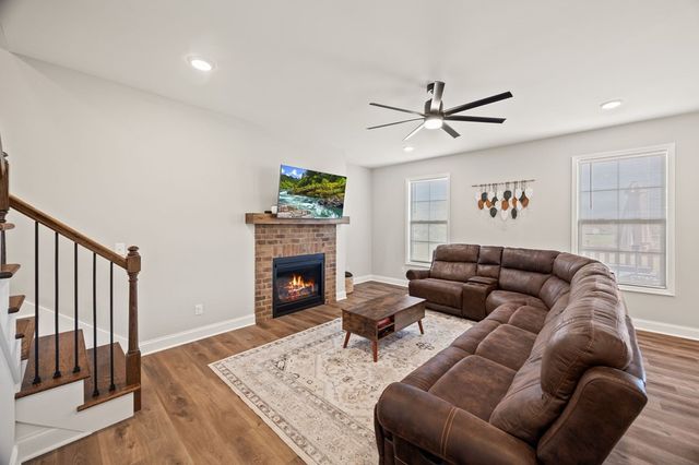 2770 Autumn Woods Trl, Cookeville, TN 38501