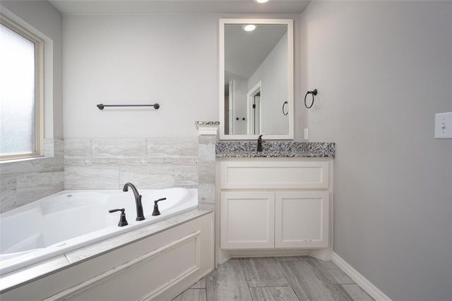 508 NW 199th Street, Edmond, OK 73012