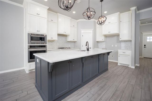 508 NW 199th Street, Edmond, OK 73012