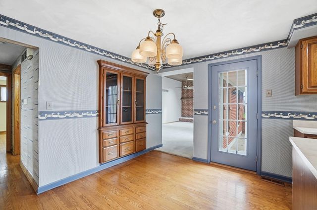 2524 Home Orchard Drive 2524 Home Orchard Drive, Springfield, OH 45503