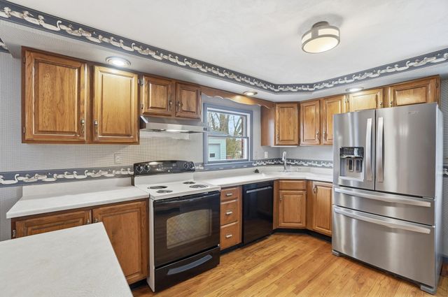 2524 Home Orchard Drive 2524 Home Orchard Drive, Springfield, OH 45503