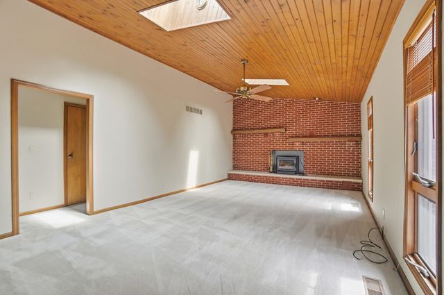 2524 Home Orchard Drive 2524 Home Orchard Drive, Springfield, OH 45503