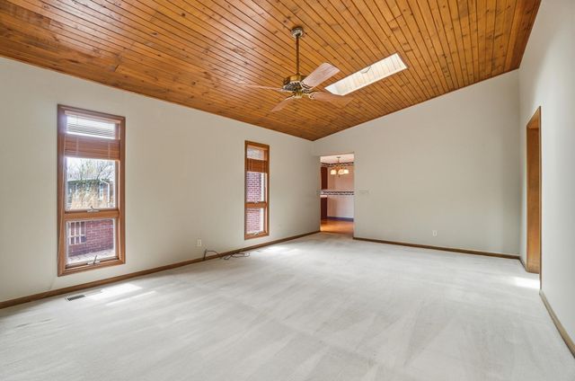 2524 Home Orchard Drive 2524 Home Orchard Drive, Springfield, OH 45503