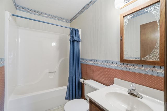 2524 Home Orchard Drive 2524 Home Orchard Drive, Springfield, OH 45503