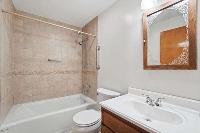 2524 Home Orchard Drive 2524 Home Orchard Drive, Springfield, OH 45503