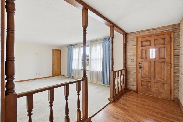 2524 Home Orchard Drive 2524 Home Orchard Drive, Springfield, OH 45503