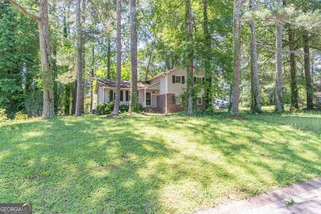 5286 NW Cobblestone Way NW, Lilburn, GA 30047