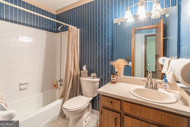 5286 NW Cobblestone Way NW, Lilburn, GA 30047