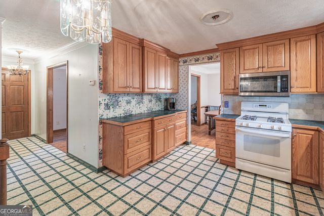 5286 NW Cobblestone Way NW, Lilburn, GA 30047