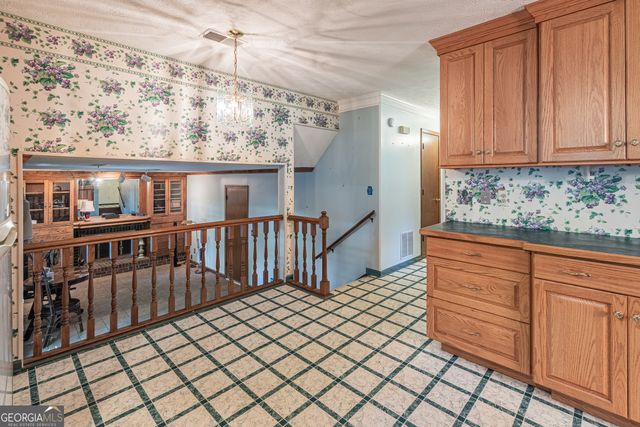 5286 NW Cobblestone Way NW, Lilburn, GA 30047
