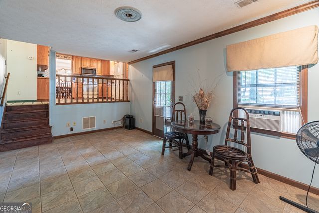 5286 NW Cobblestone Way NW, Lilburn, GA 30047