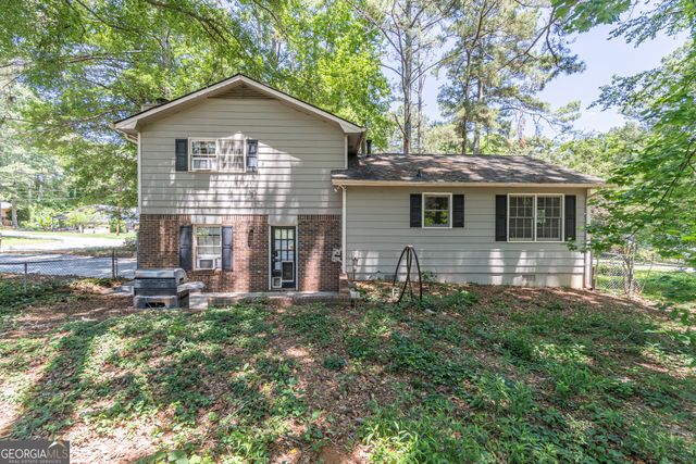 5286 NW Cobblestone Way NW, Lilburn, GA 30047
