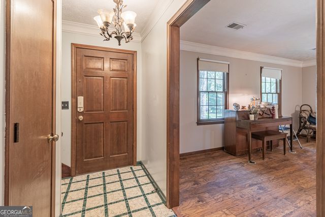 5286 NW Cobblestone Way NW, Lilburn, GA 30047