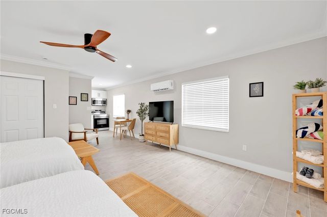 113-119 Fairweather LN, Fort Myers Beach, FL 33931