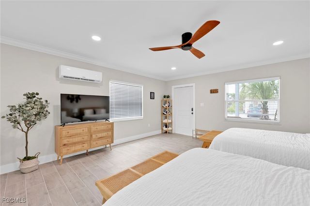 113-119 Fairweather LN, Fort Myers Beach, FL 33931