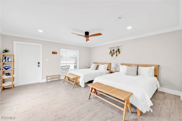 113-119 Fairweather LN, Fort Myers Beach, FL 33931
