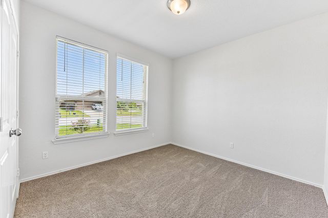 105 GREEN JAY DR, Jarrell, TX 76537