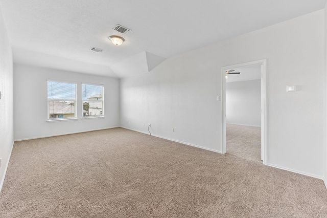 105 GREEN JAY DR, Jarrell, TX 76537