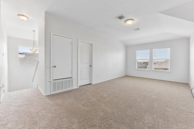 105 GREEN JAY DR, Jarrell, TX 76537