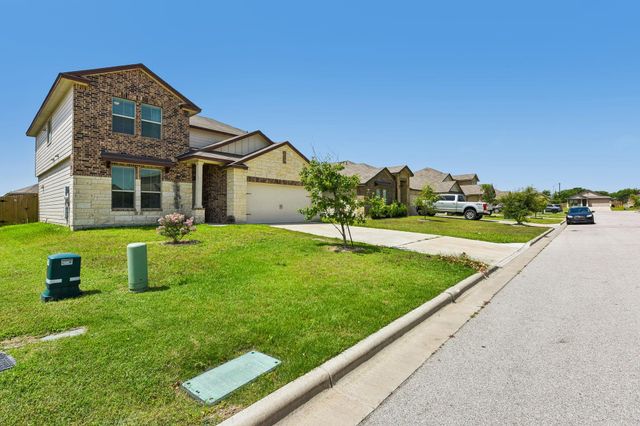 105 GREEN JAY DR, Jarrell, TX 76537