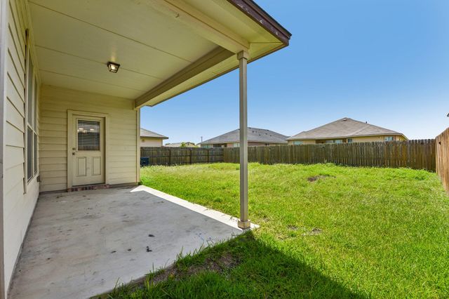 105 GREEN JAY DR, Jarrell, TX 76537