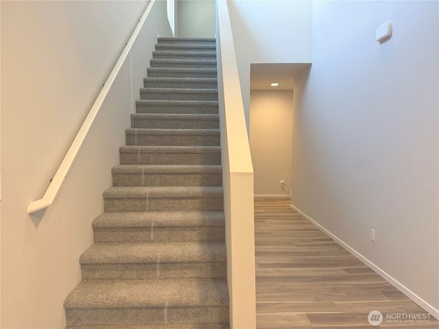 292 NE Shadowhawk Lane, Bremerton, WA 98311