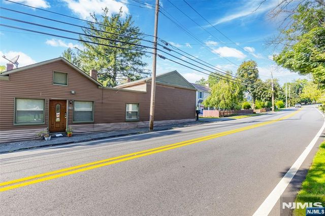 85 Franklin Avenue B, Oakland, NJ 07436