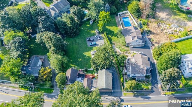 85 Franklin Avenue B, Oakland, NJ 07436