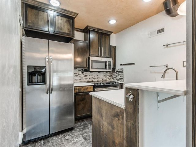 931 NW 7th Street 207, Oklahoma City, OK 73106