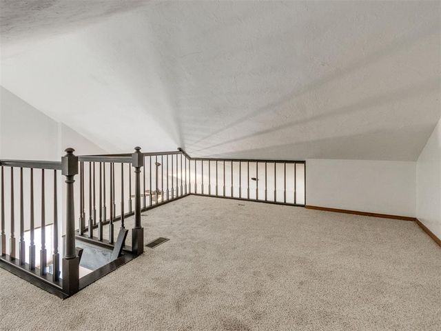 931 NW 7th Street 207, Oklahoma City, OK 73106