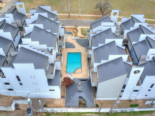 931 NW 7th Street 207, Oklahoma City, OK 73106