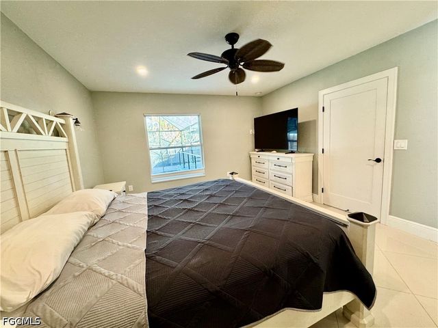 8065 Lagoon RD, Fort Myers Beach, FL 33931