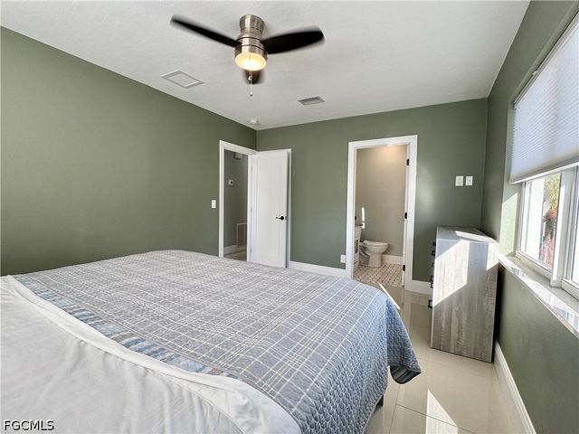 8065 Lagoon RD, Fort Myers Beach, FL 33931