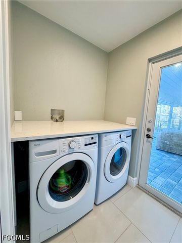 8065 Lagoon RD, Fort Myers Beach, FL 33931