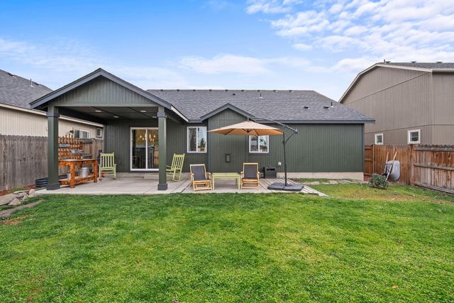 21386 NE Eagle Crossing Avenue, Bend, OR 97701
