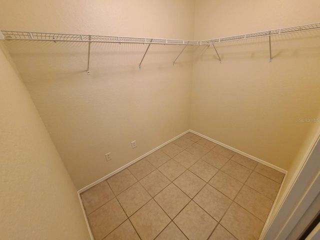 36122 LAKE CHASE BOULEVARD 203, Zephyrhills, FL 33541