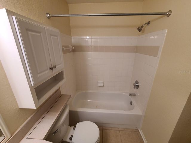 36122 LAKE CHASE BOULEVARD 203, Zephyrhills, FL 33541