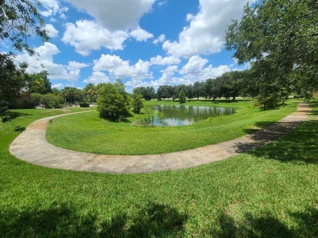 36122 LAKE CHASE BOULEVARD 203, Zephyrhills, FL 33541